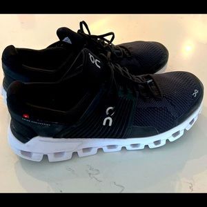 On Cloud Running Shoes mens size 12